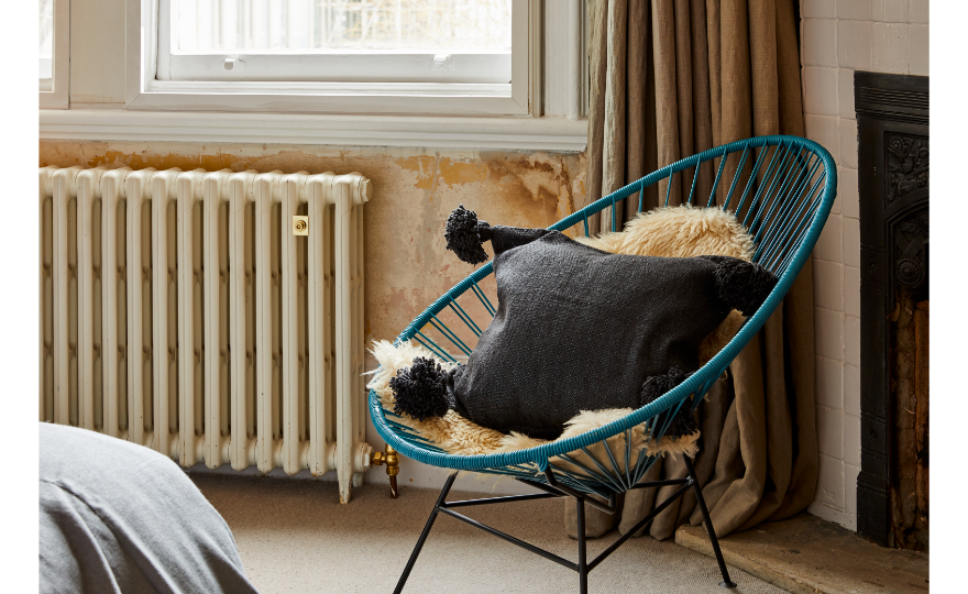 what are throw pillows