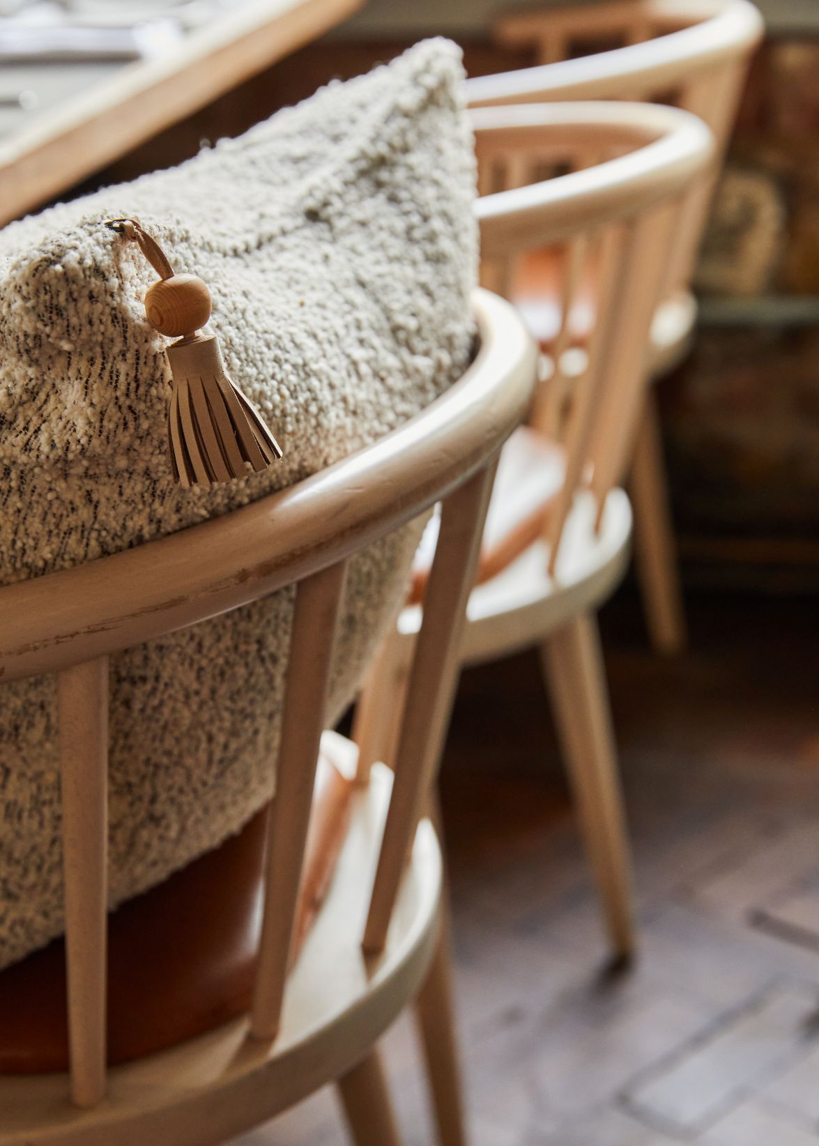 what are throw pillows used for