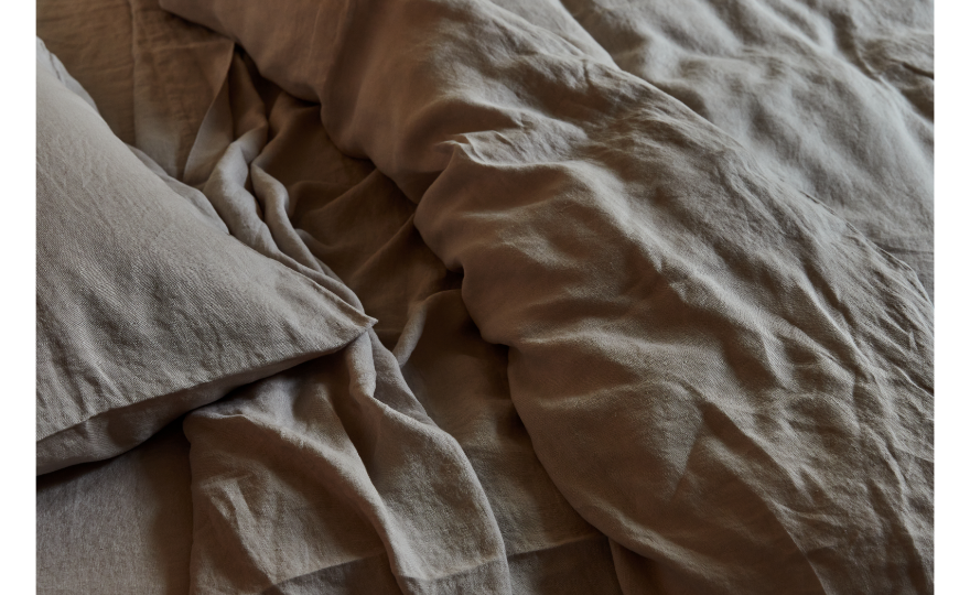 Best linen bedding to sleep under in the heat