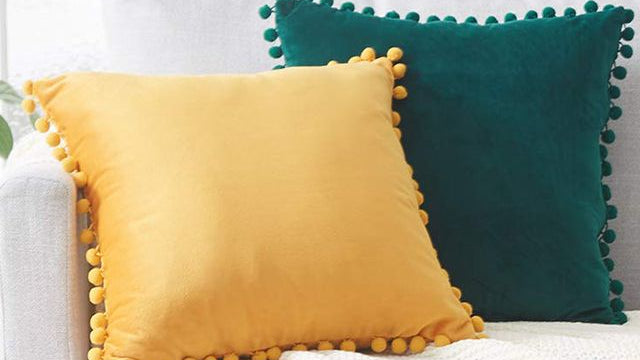 how many pillows on a couch