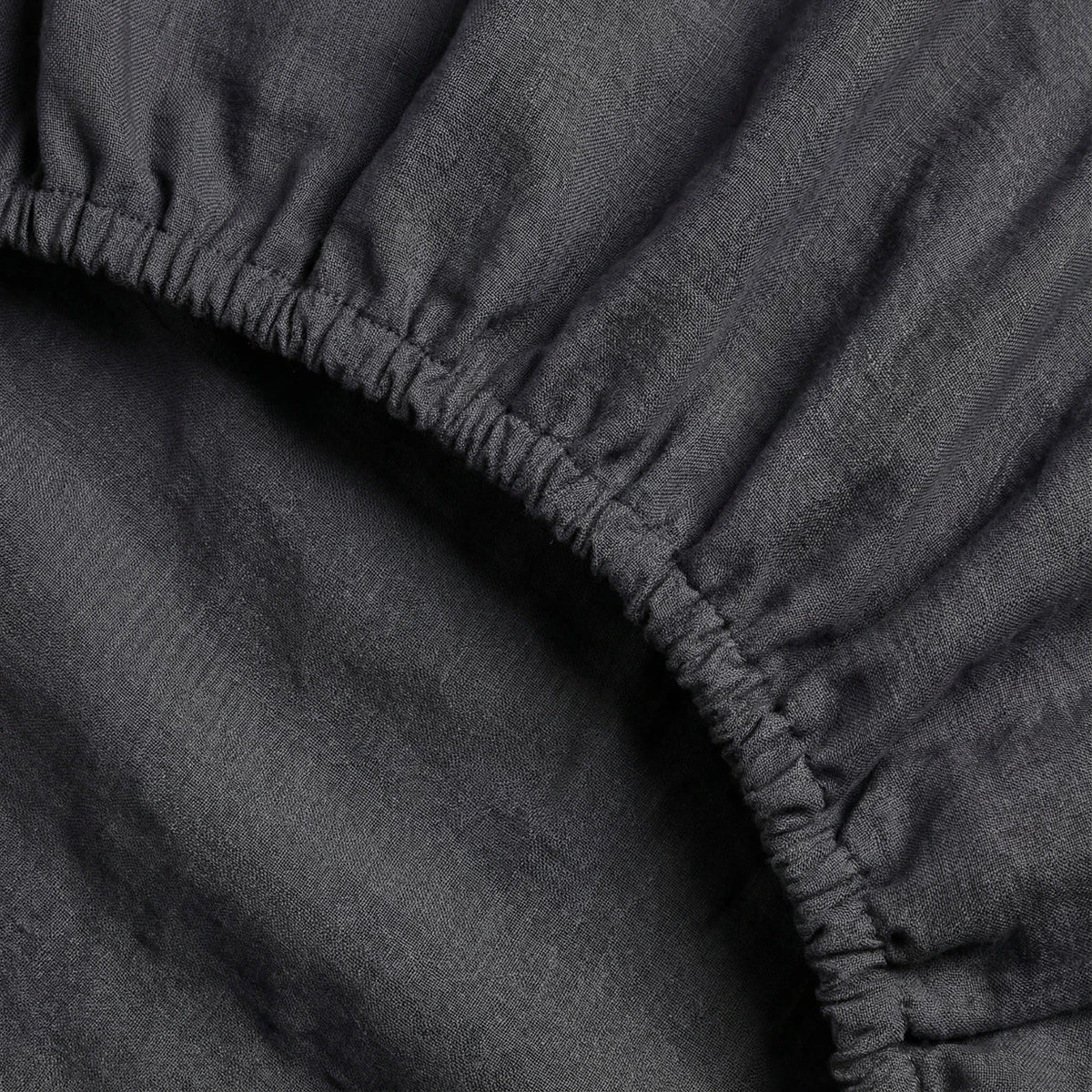 Stonewashed Linen Fitted Sheet - Charcoal