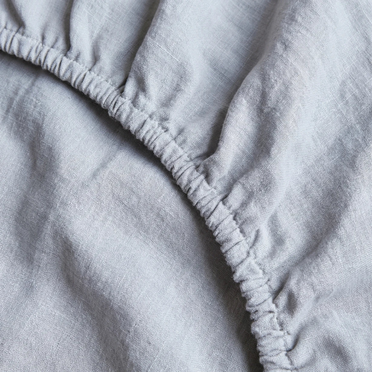 Stonewashed Linen Fitted Sheet - Light Grey