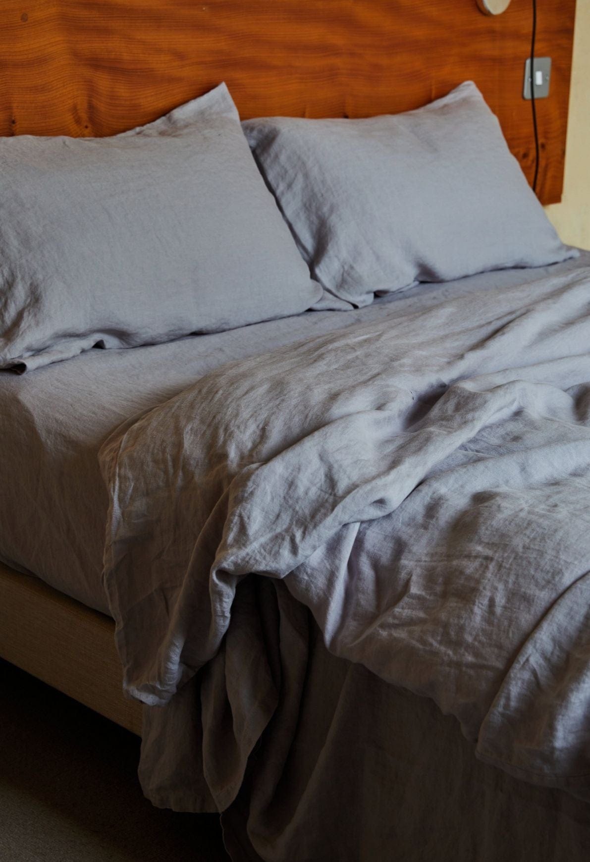 Linen Flat Sheets: Queen and King Size Beds