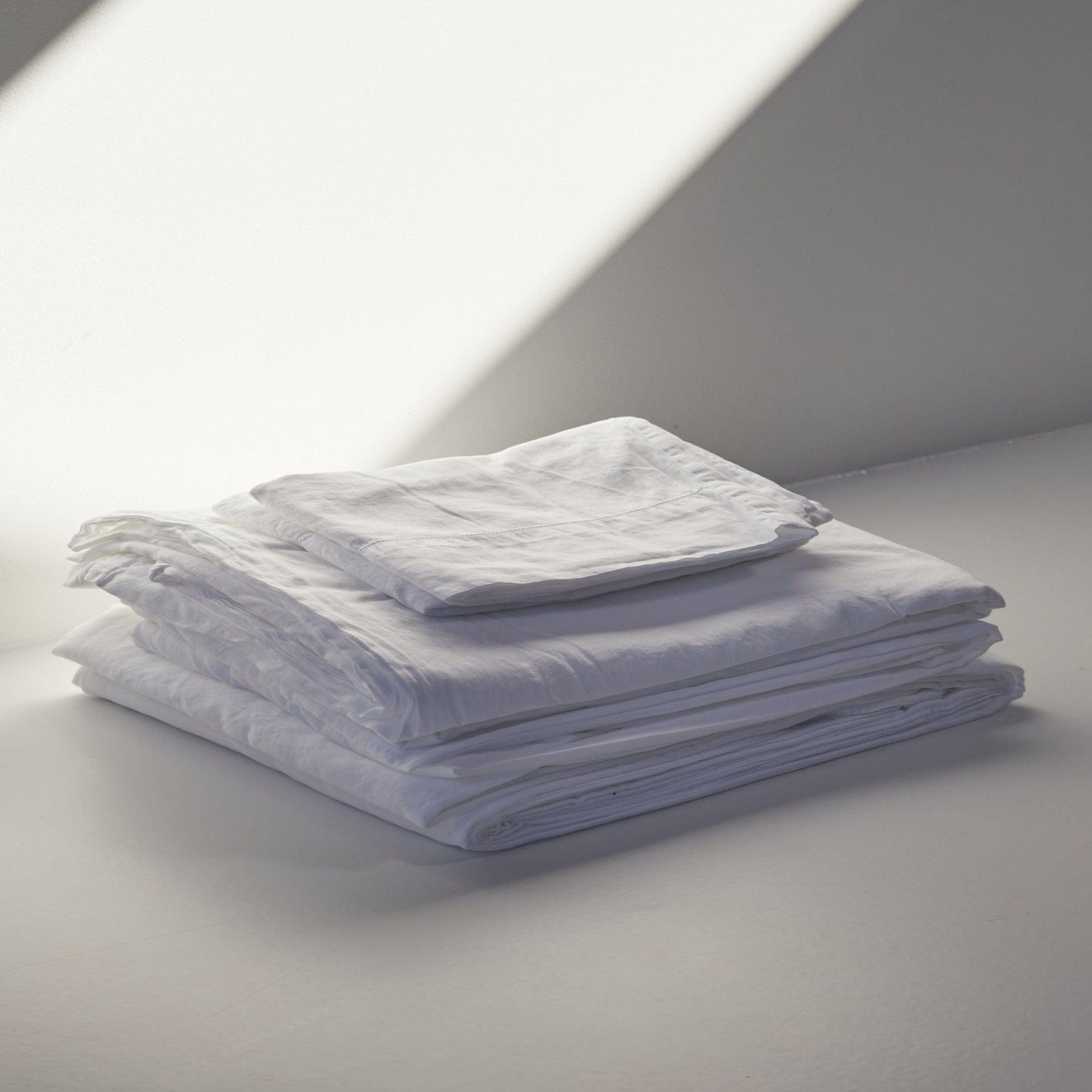 white organic cotton sateen sheet set